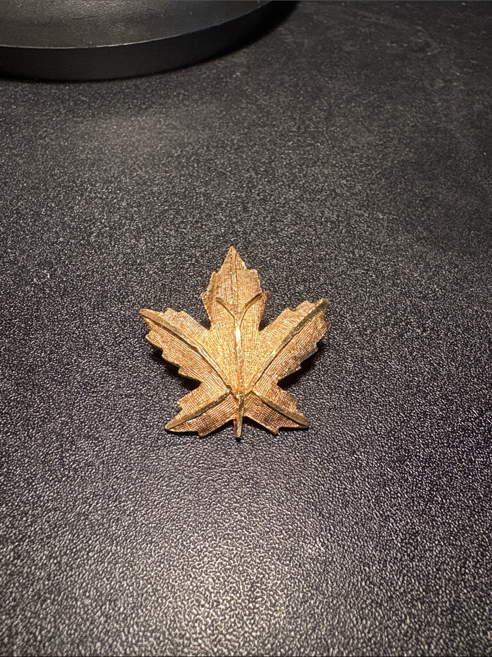 0178) Vintage Gold Leaf - Textured Maple Leaf Brooch